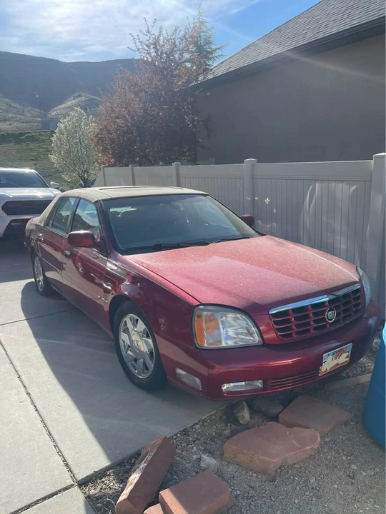 2002 Cadillac DeVille 8th Gen - Image 2 of 11