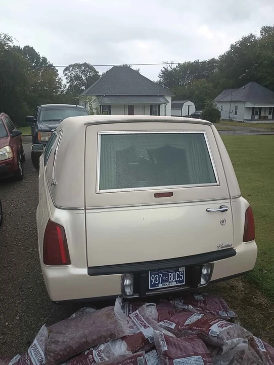 2002 Cadillac DeVille 8th Gen - Image 5 of 10