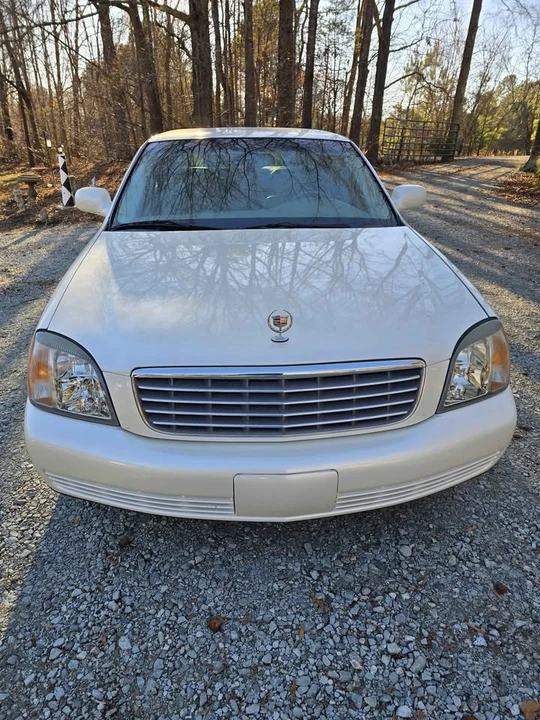 2002 Cadillac DeVille 8th Gen - Image 2 of 5