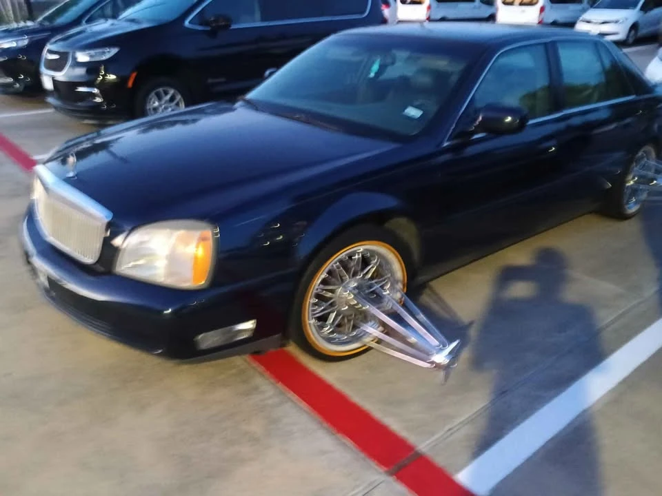 2002 Cadillac DeVille 8th Gen - Image 6 of 8