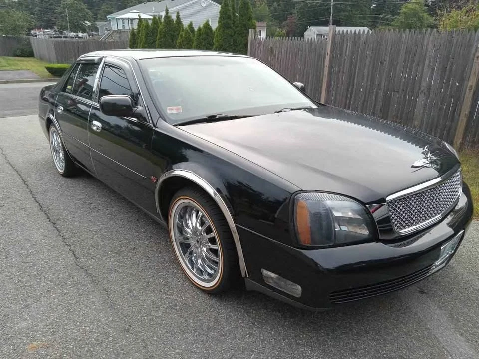 2002 Cadillac DeVille 8th Gen - Image 2 of 9