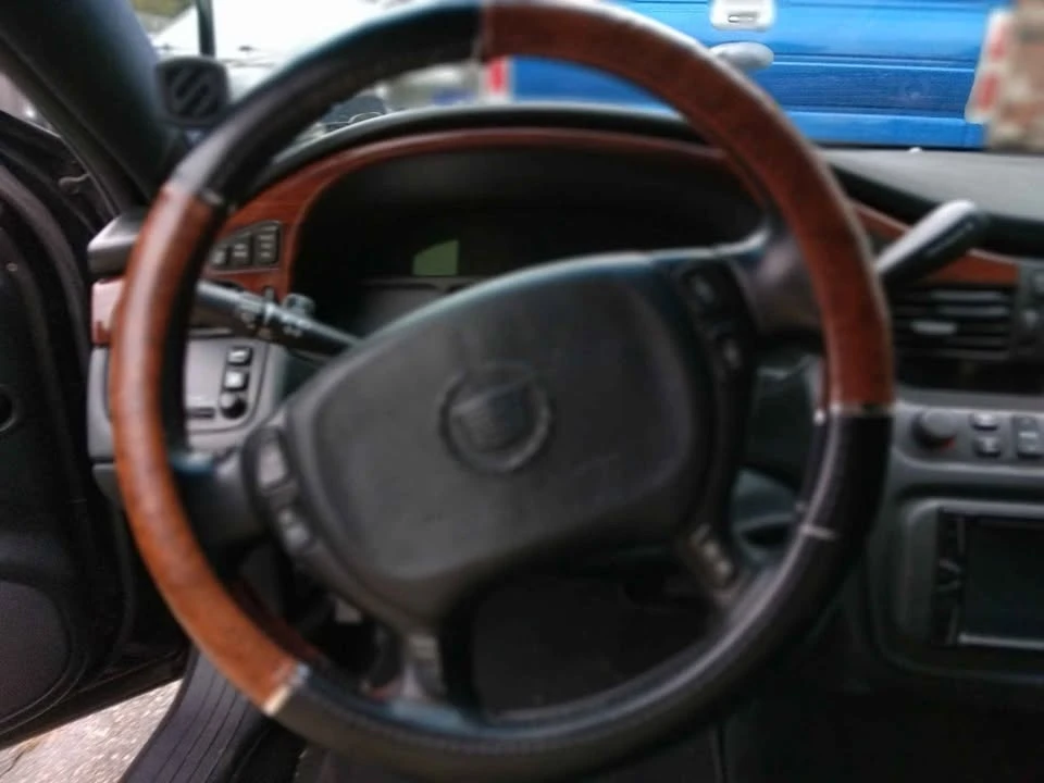 2002 Cadillac DeVille 8th Gen - Image 7 of 9