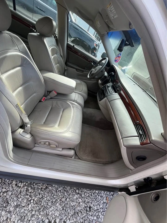 2002 Cadillac DeVille 8th Gen - Image 10 of 11