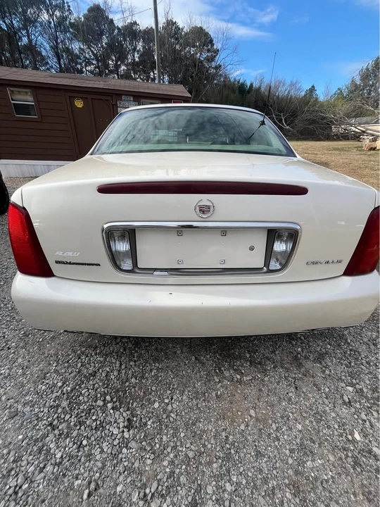 2002 Cadillac DeVille 8th Gen - Image 6 of 11