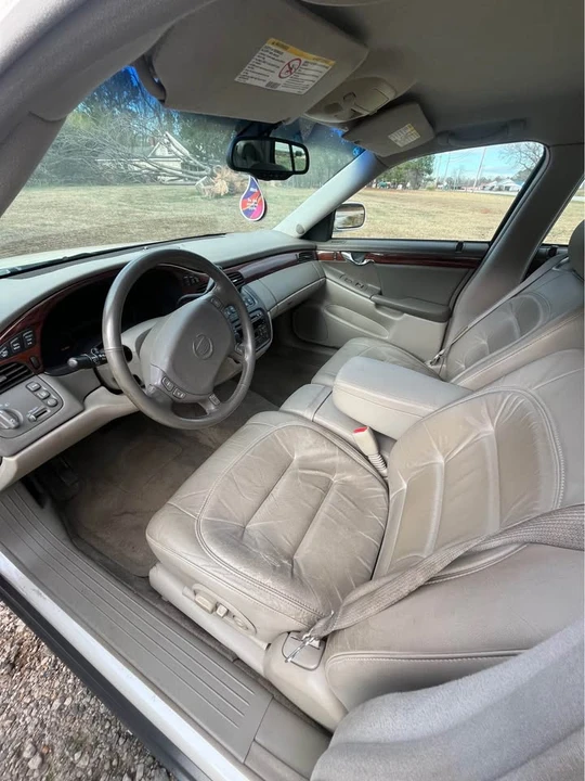 2002 Cadillac DeVille 8th Gen - Image 4 of 11