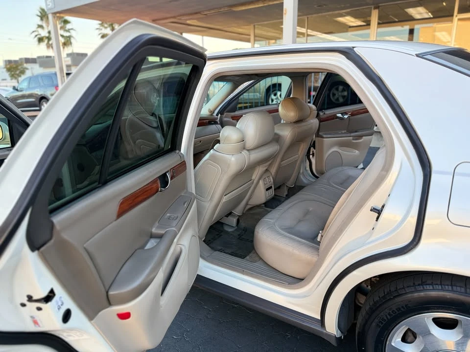 2002 Cadillac DeVille 8th Gen - Image 11 of 15