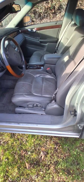 2002 Cadillac DTS - Image 3 of 7