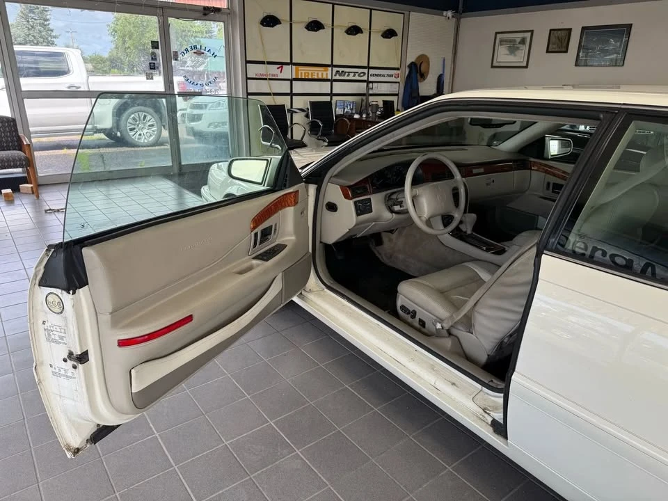 2002 Cadillac Eldorado 12th Gen - Image 9 of 20