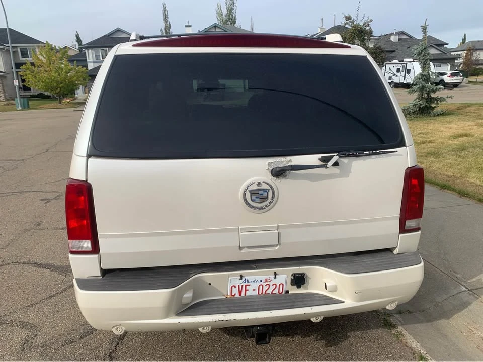 2002 Cadillac Escalade & EXT 2nd Gen - Image 6 of 13