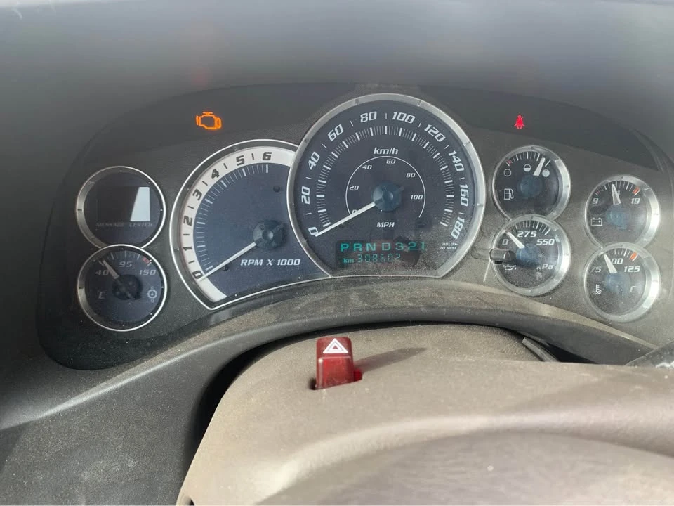 2002 Cadillac Escalade & EXT 2nd Gen - Image 4 of 13