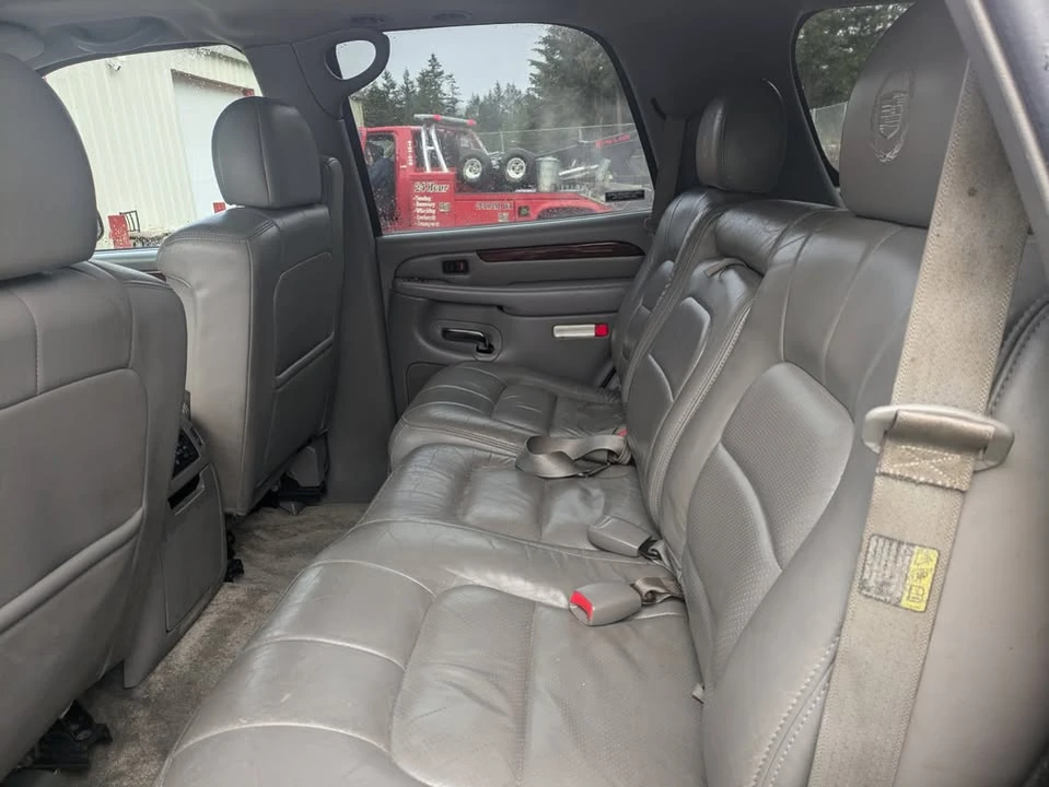2002 Cadillac Escalade & EXT 2nd Gen - Image 4 of 6