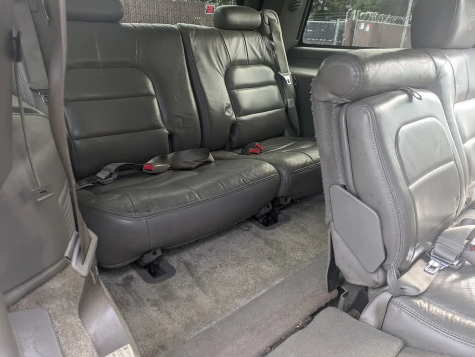 2002 Cadillac Escalade & EXT 2nd Gen - Image 6 of 6