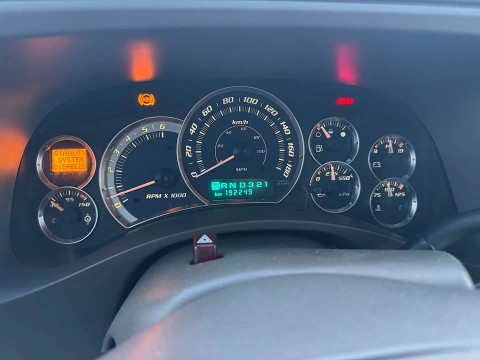 2002 Cadillac Escalade & EXT 2nd Gen - Image 5 of 6