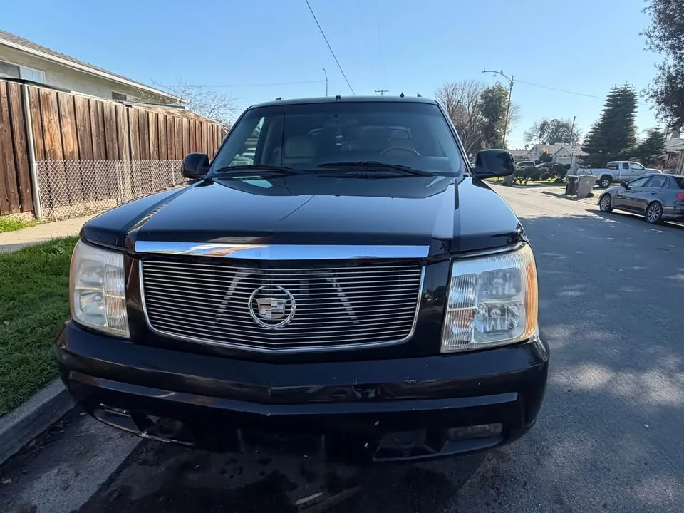 2002 Cadillac Escalade & EXT 2nd Gen - Image 13 of 14