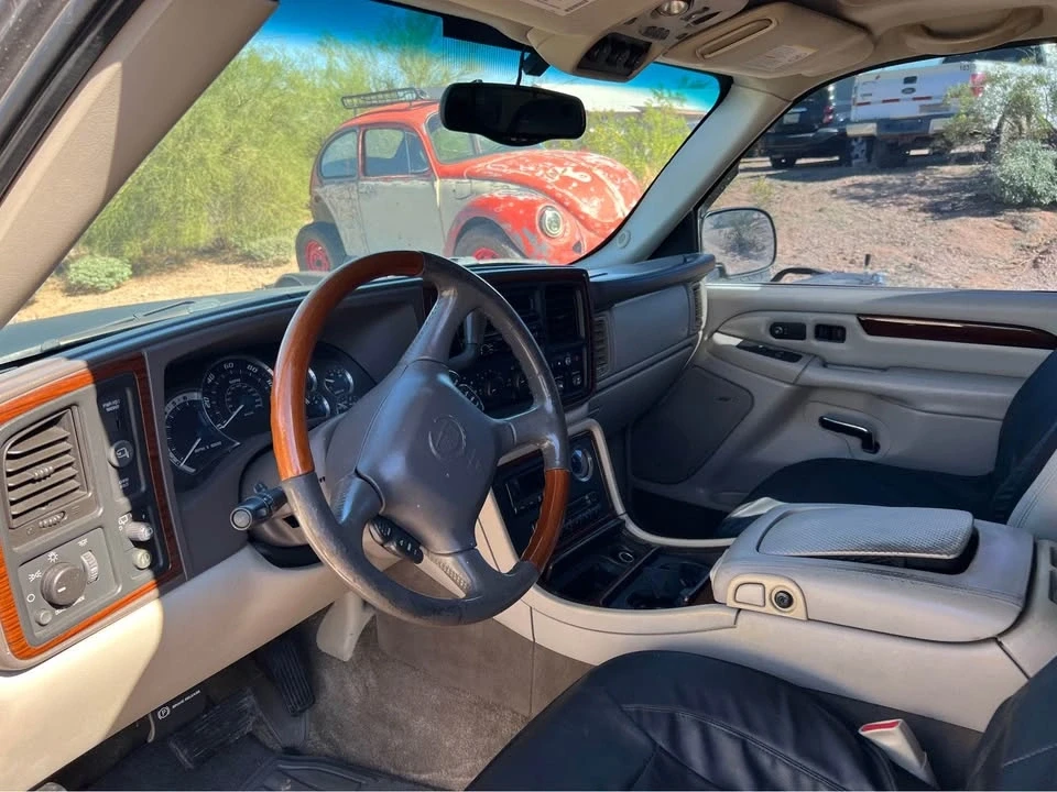2002 Cadillac Escalade & EXT 2nd Gen - Image 7 of 13