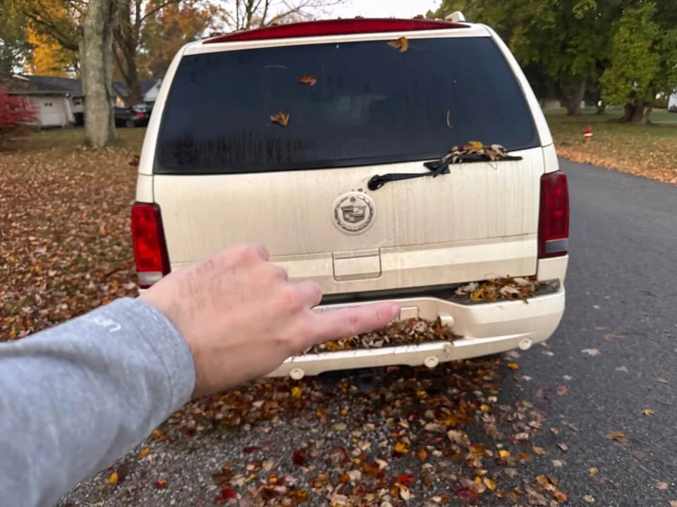 2002 Cadillac Escalade & EXT 2nd Gen - Image 2 of 6