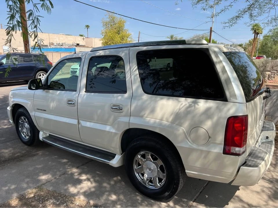 2002 Cadillac Escalade & EXT 2nd Gen - Image 6 of 17