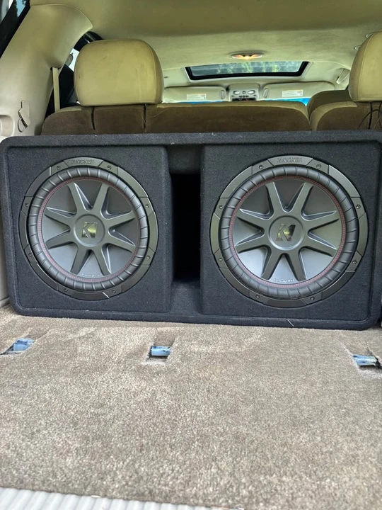 2002 Cadillac Escalade & EXT 2nd Gen - Image 9 of 13