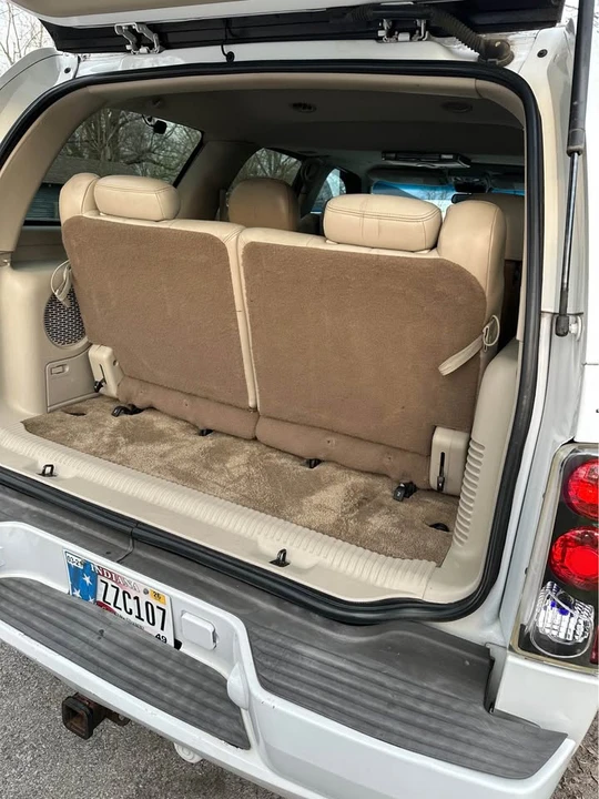2002 Cadillac Escalade & EXT 2nd Gen - Image 9 of 11