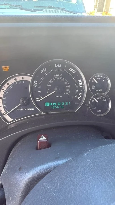 2002 Cadillac Escalade 1st Gen - Image 5 of 5