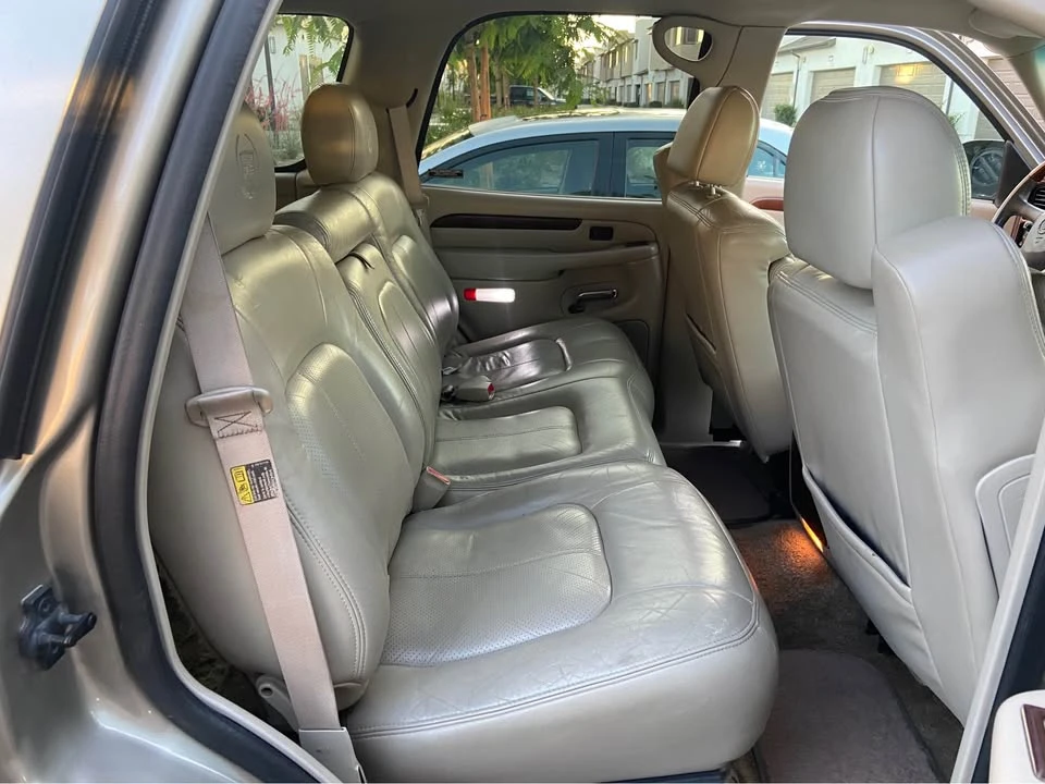 2002 Cadillac Escalade & EXT 2nd Gen - Image 11 of 13