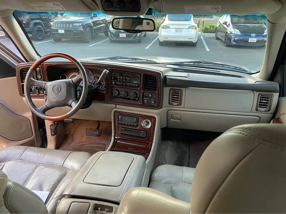 2002 Cadillac Escalade & EXT 2nd Gen - Image 10 of 13