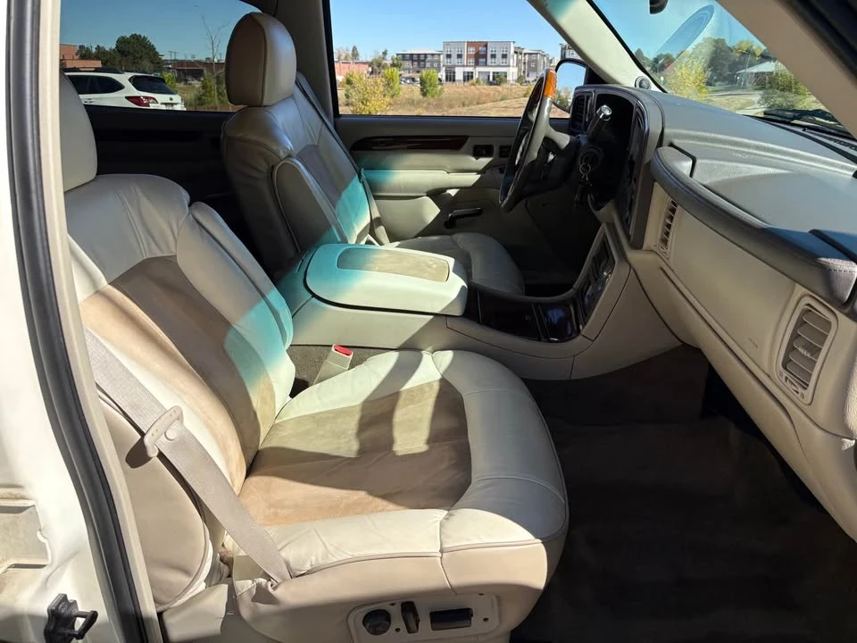 2002 Cadillac Escalade & EXT 2nd Gen - Image 11 of 15