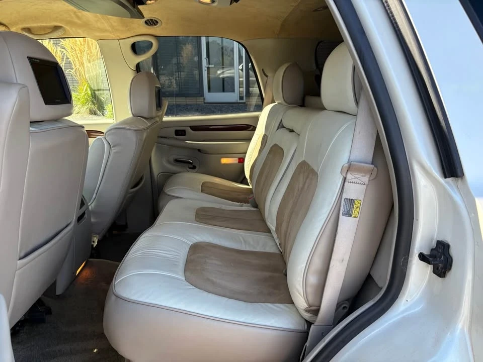 2002 Cadillac Escalade & EXT 2nd Gen - Image 8 of 15