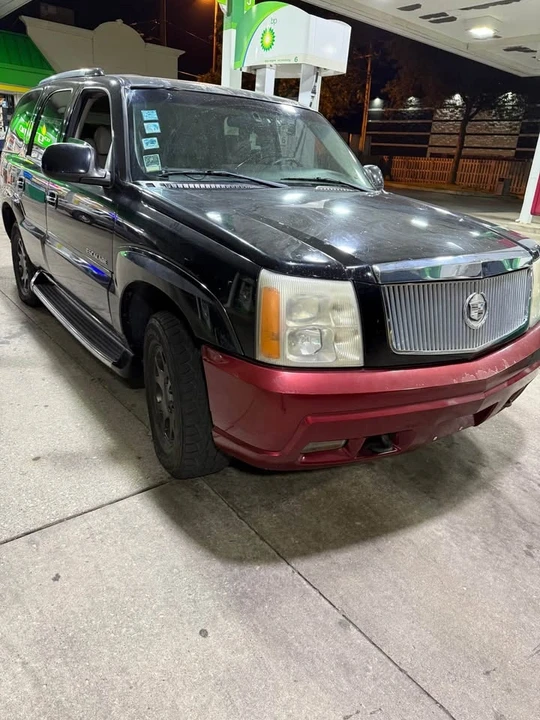 2002 Cadillac Escalade & EXT 2nd Gen - Image 7 of 11