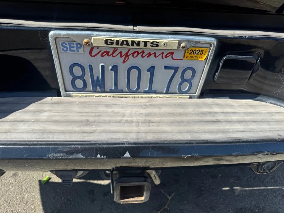 2002 Cadillac Escalade & EXT 2nd Gen - Image 3 of 7