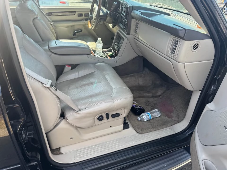 2002 Cadillac Escalade & EXT 2nd Gen - Image 5 of 7
