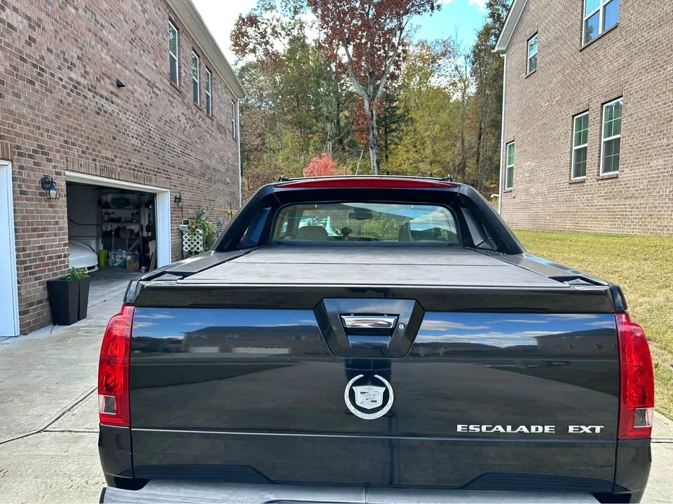 2002 Cadillac Escalade & EXT 2nd Gen - Image 9 of 11