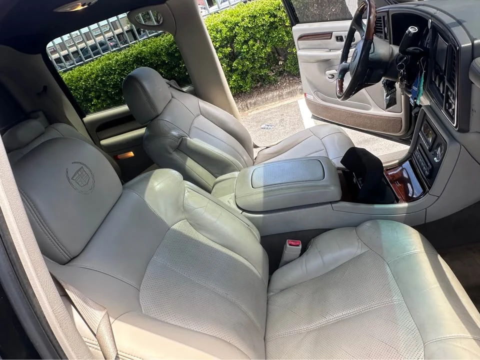 2002 Cadillac Escalade & EXT 2nd Gen - Image 5 of 9