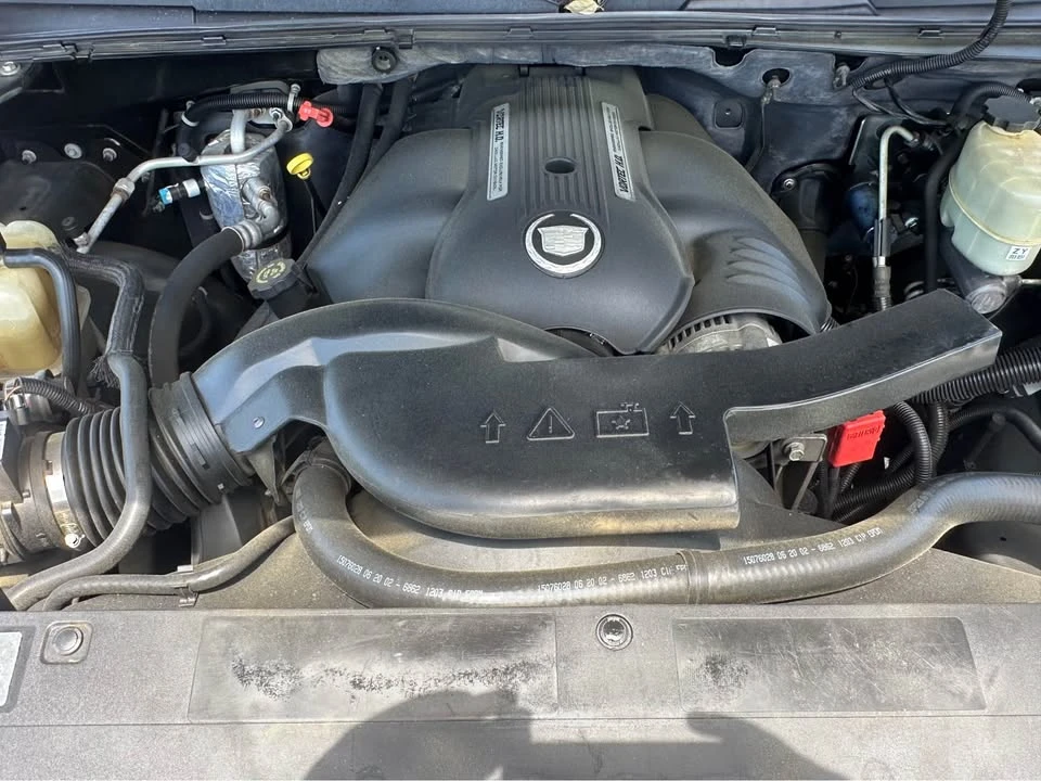 2002 Cadillac Escalade & EXT 2nd Gen - Image 7 of 9