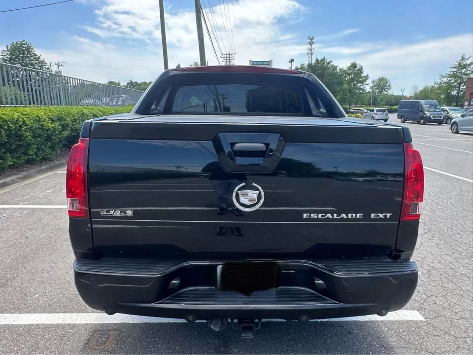 2002 Cadillac Escalade & EXT 2nd Gen - Image 9 of 9