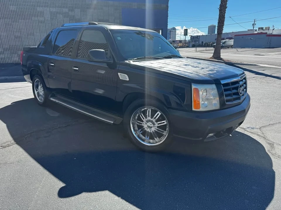2002 Cadillac Escalade & EXT 2nd Gen - Image 5 of 13