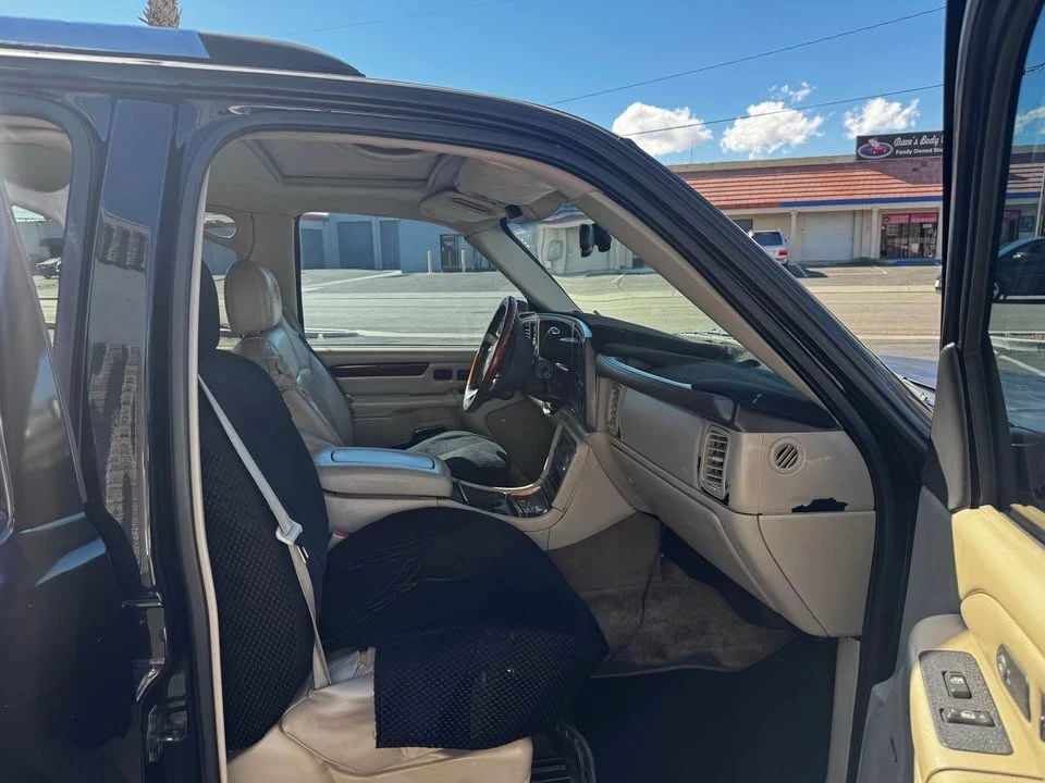 2002 Cadillac Escalade & EXT 2nd Gen - Image 8 of 13