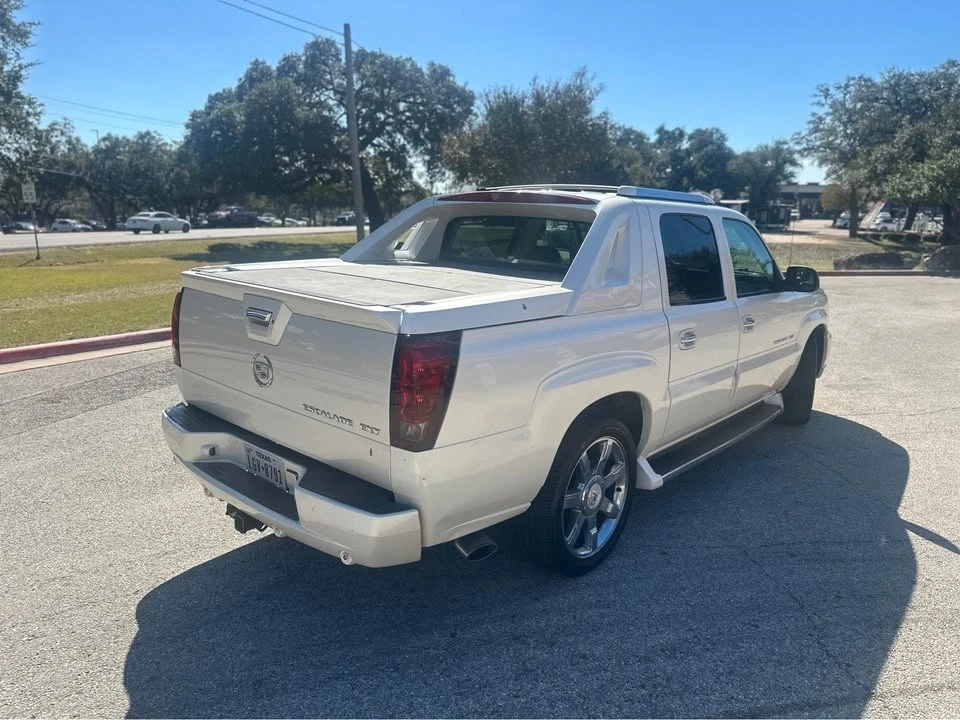 2002 Cadillac Escalade & EXT 2nd Gen - Image 3 of 8