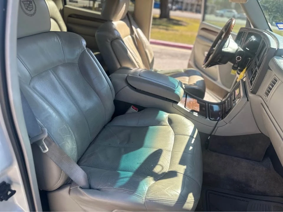 2002 Cadillac Escalade & EXT 2nd Gen - Image 5 of 8