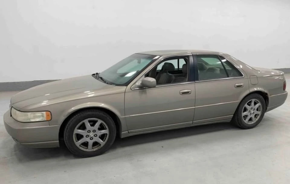 2002 Cadillac STS - Image 2 of 6