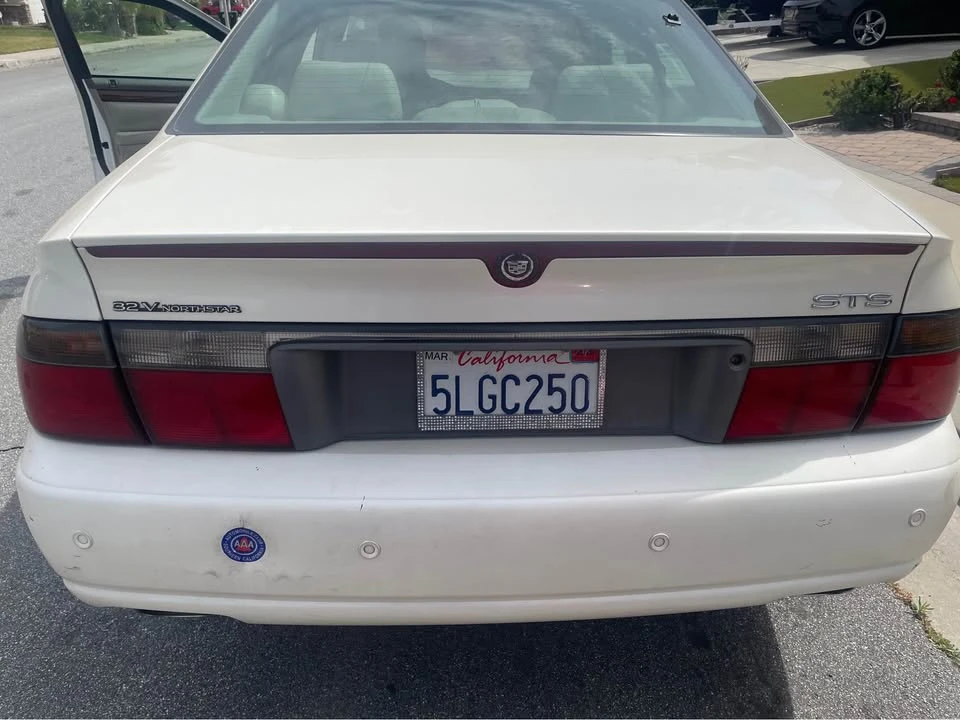2002 Cadillac STS - Image 4 of 10