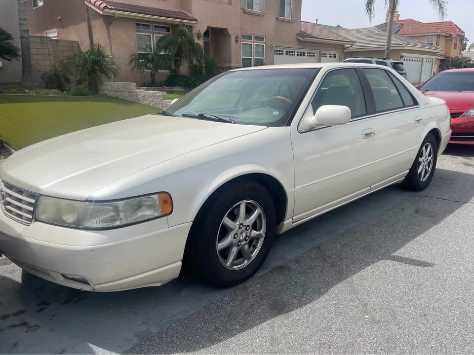 2002 Cadillac STS - Image 2 of 10