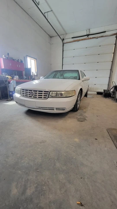 2002 Cadillac STS - Image 2 of 6