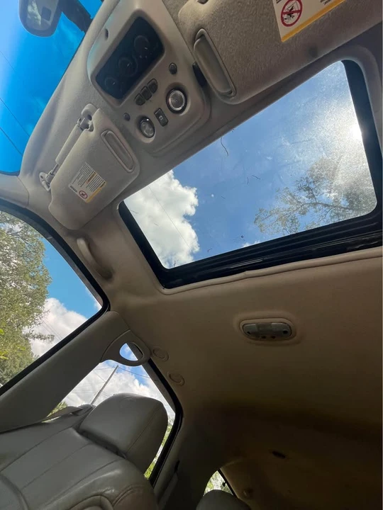 2002 Cadillac Escalade & EXT 2nd Gen - Image 6 of 11