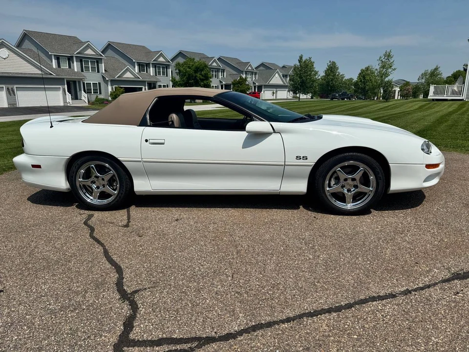2002 Chevrolet Camaro SS 4th Gen - Image 13 of 23