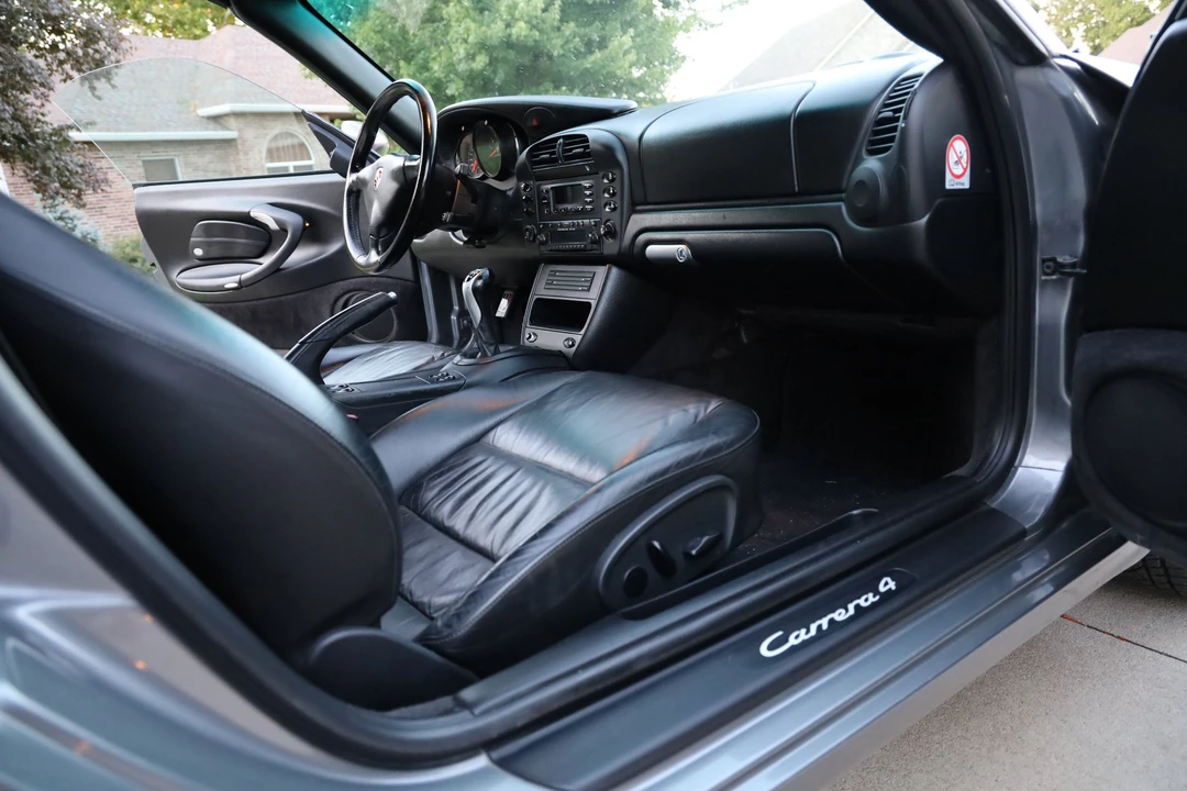 2002 Porsche 996 Carrera 4 - Image 12 of 18