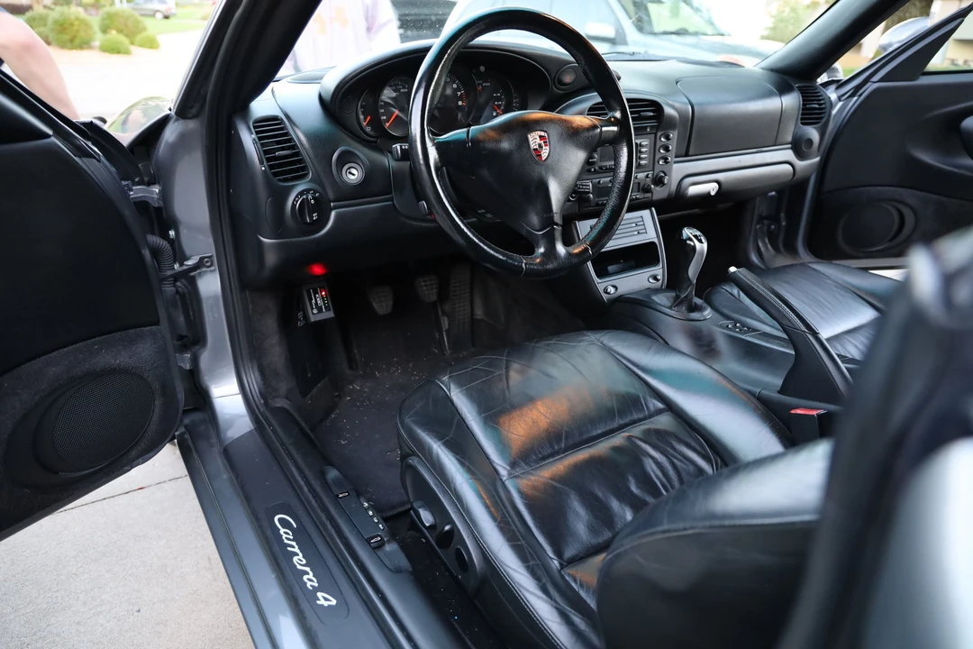2002 Porsche 996 Carrera 4 - Image 13 of 18