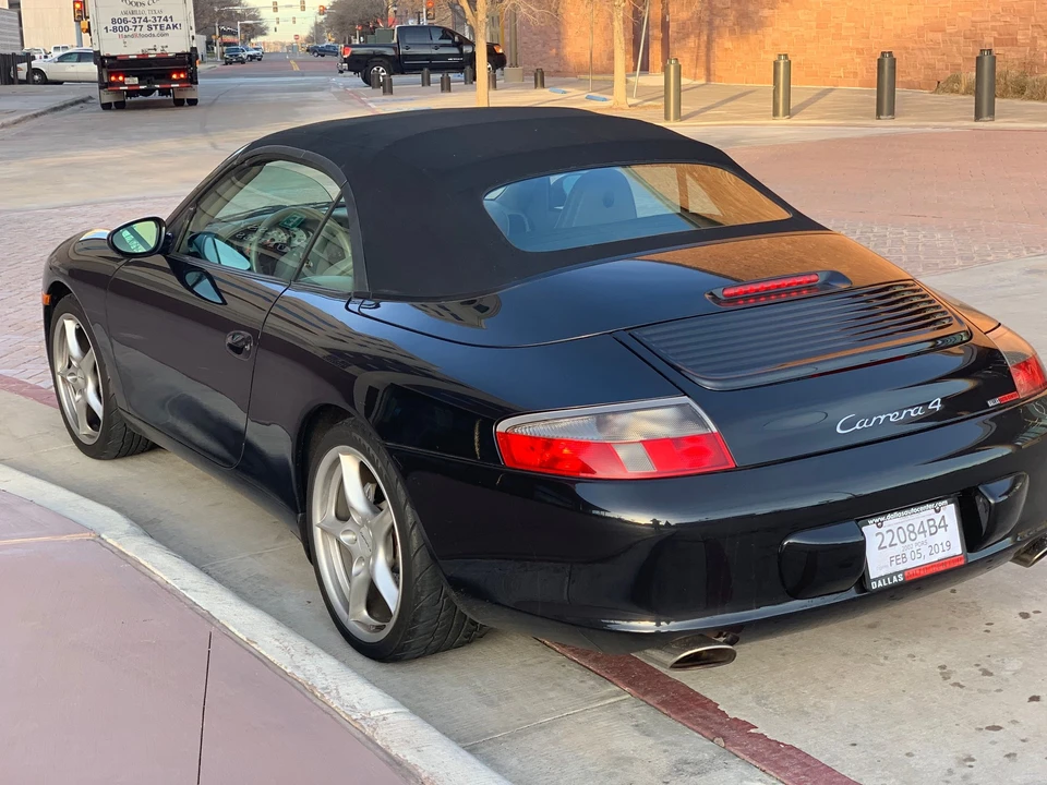 2002 Porsche 996 Carrera 4 - Image 11 of 12