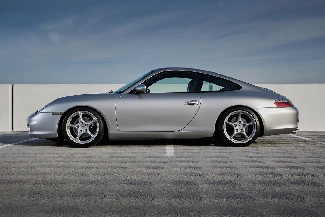 2002 Porsche 996 Carrera - Image 4 of 31