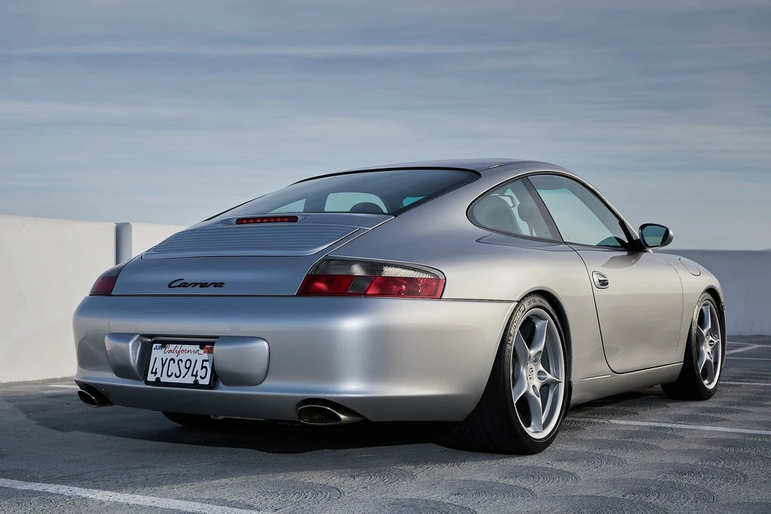 2002 Porsche 996 Carrera - Image 8 of 31